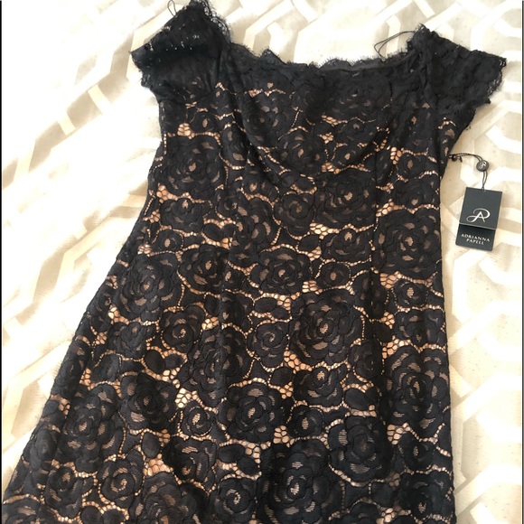 AdriannaPapell Women's Off The Shoulder Lace Dress - Picture 3 of 10